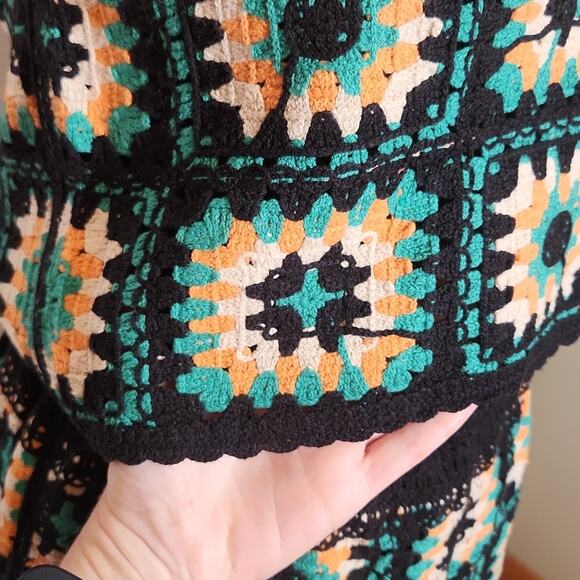 NEW IN Crochet Two-Piece Set, Top and Shorts, Size S/M - Picture 7 of 14